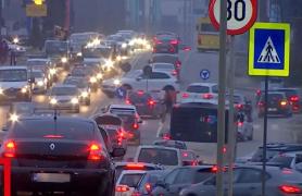 Aglomeraţie ca în vârf de sezon în Constanţa, oraş în carantină de sărbători. Localnicii contestă restricţiile dure