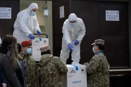 Primele vaccinuri anti-Covid au ajuns la Institutul Cantacuzino. Cîțu: "Este un moment important, îl aşteptăm de un an"