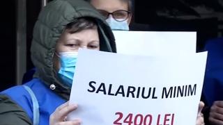 Economia României gâfâie în pandemie. Guvernul a ajuns la fundul sacului și îngheață veniturile românilor