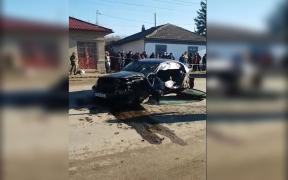 Accident înfiorător în Teleorman, în prima zi din 2021. Tineri scoși în stare gravă din mașina distrusă în impact