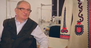 Broderii unice cusute într-o localitate din Gorj, pe podiumurile lumii. Gheorghe Ciuncanu, meșter popular: ”Așa mă vindec”
