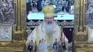 ÎPS Teodosie, slujbă cu zeci de enoriaşi până după miezul nopţii