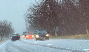 Vreme severă în România: viscol, ninsori, vânt și ploi