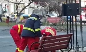 O femeie din Alexandria a fost înjunghiată în plină stradă. Atacatorul este chiar soţul de care se separase recent