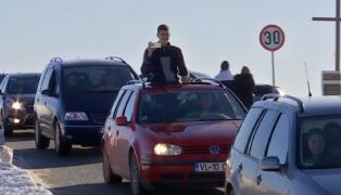 Aglomerație la munte în ultimul weekend de vacanță. La Rânca se iau în calcul măsuri radicale