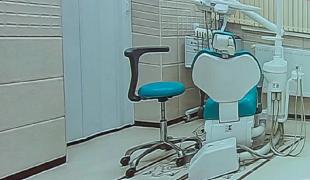 Cererea de aparate dentare s-a dublat. Oamenii nu îşi mai fac griji cu privire la aspect, în condiţiile în care poartă mască