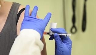 Ministerul Sănătății amenință cu amenzi și Consiliul de Etică medicii care refuză să consulte pacienți nevaccinați anti-Covid-19