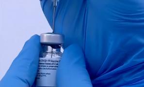 Propunerea unui om de afaceri din Cluj: primă oferită angajaţilor care decid să se vaccineze anti-Covid