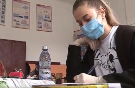 Zi decisivă pentru redeschiderea școlilor. Trei scenarii sunt luate în calcul de autorităţi