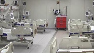 Pacienți cu COVID de Spitalul din Lețcani, scoși în ger și puși în ambulanțe, din cauza penelor de curent