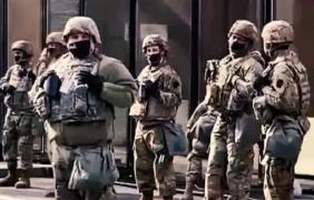 Atmosferă de asediu la Capitoliu. Zeci de mii de militari au fost mobilizaţi în ziua investirii lui Joe Biden