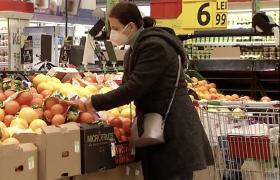 Pandemia a influenţat coşul de cumpărături. Preţul unor produse a crescut chiar şi cu 20%