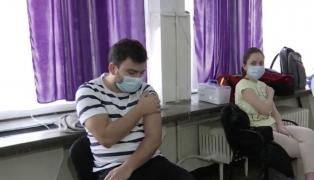 Tinerii din centrele sociale, vaccinaţi cu prioritate:  Toţi sunt deschişi şi dornici să se întoarcă la viaţa dinainte de Covid