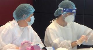 Noua tulpină de coronavirus ar putea fi cu 30% mai mortală. Mutaţia poate fi sesizată doar prin teste PCR