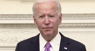 În primele zile de mandat, Joe Biden a luat măsuri pentru a sterge moştenirea administraţiei Trump