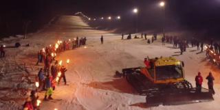 Mica Unire, sărbătorită inedit. Pe dealuri, în caiac pe Dunăre, sau cu torţe pe pârtii, românii au marcat cum au putut sărbătoarea