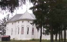 O întreagă comunitate din Botoşani, infectată cu coronavirus, după ce localnicii au mers la biserică: "Minciuni, un pic de gripă"