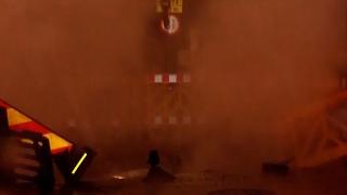 O mașină a căzut într-o groapă pe șosea, în Sectorul 2 din București