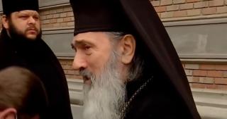 Controverse după cazul bebelușului din Suceava. Mulți oameni cer schimbarea regulilor botezului. ÎPS Teodosie: Regulile sunt de 2000 de ani şi aşa rămân