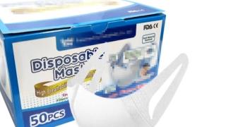 Statul a trimis "măşti de carton" medicilor şi asistentelor din cele mai mari focare de Covid-19 din România