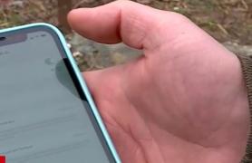 Într-un sat din Maramureș, internetul a devenit o normalitate. Localnicii pot lua legătura mult mai uşor cu cei dragi plecaţi în străinătate