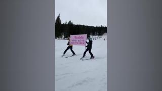 Cerere inedită în căsătorie, pe o pârtie de schi din România