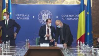 Austeritate pentru oameni, abundență pe hârtie. Bugetul "de criză" vine la pachet cu plafonări de salarii şi tăieri de sporuri