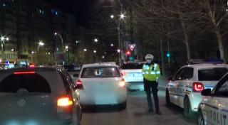 Zeci de şoferi băuţi sau aflaţi sub influenţa drogurilor, prinşi în Bucureşti
