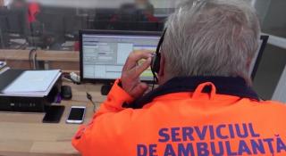 Operatoare 112 cercetată disciplinar, după un dialog halucinant cu doi părinți disperați care aveau nevoie de ambulanţă pentru copil