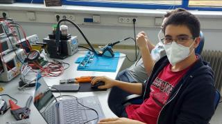 Patru liceeni din Sibiu demonstrează că pasiunea pentru robotică nu are limite