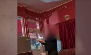 Poliţist din Zalău, acuzat că ar fi vrut să batjocorească angajata unui bar din oraş