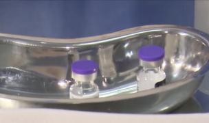 Mii de bunici, vaccinaţi în cele 130 de noi centre Pfizer