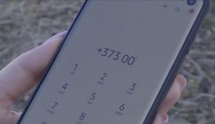 Angajați ai primăriei, apeluri distractive pe bani publici