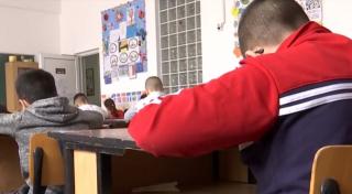 Elevii din București, înapoi în scenariul hibrid: Jumătate de la şcoală, jumătate online