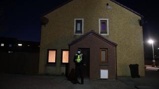 Un bărbat din Scoția a păstrat în casă 12 ani trupul soției decedate, pentru că nu a putut accepta pierderea ei