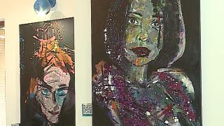 Înghețată cu aromă de artă, la Târgu Mureș. Clienții pot admira picturile unui artist local și degustă din sortimentele de îngheţată