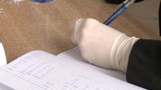 Școlile au intrat rând pe rând în scenariul roșu, în Galaţi. Mai mulţi elevi şi profesori au fost confirmaţi cu COVID-19