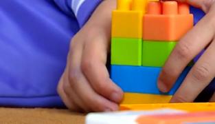 Statul suspendă sprijinul de 1.500 lei pentru salariați, pentru plata creșelor. Explicația