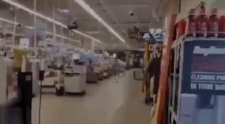 Imagini cu momentul atacului soldat cu zece morți, în Colorado. ”Dumnezeule mare! Sunt oameni căzuți!”