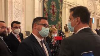 Filmul scandalului cu înjurături și amenințări cu bătaia din parlament. De la ce a pornit circul: ”AUR este un accident al politicii româneşti”