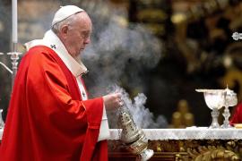 Floriile au fost sărbătorite cu restricții de creștinii catolici. Papa Francisc, cu gândul la cei afectați de pandemie