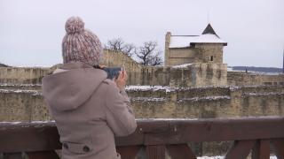 Ora de istorie, live din Cetatea Sucevei. Ideea inedită a Muzeului Bucovinei pentru promovarea istoriei locale