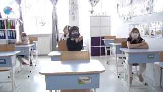 O nouă decizie bulversantă a Ministerului Educaţiei: Şcoli închise o lună, grădiniţe deschise
