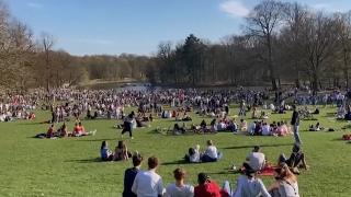 Europenii îşi petrec Paştele catolic sub semnul restricţiilor. Italia intră în carantină naţională