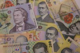 Pentru prima dată în istorie, euro a depăşit pragul de 4,9 lei. Ce se întâmplă cu leul