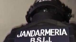 Percheziții în legătură cu violențele de la protestul de luni seară din București. 13 persoane pentru 24 de ore