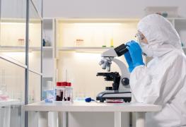 Tulpina de SARS-CoV-2 cu mutația E484K, ce ar putea reduce eficiența vaccinurilor, a fost depistată de experții din Suceava