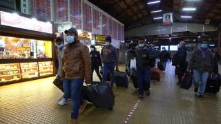 Străini în visul românesc: Poveştile muncitorilor asiatici veniți în România, în căutarea unei vieţi mai bune, la Observator 19.00, cu Alessandra Stoicescu