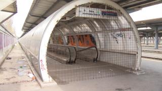 Esplanadă în faţa Gării de Nord, ultima idee a autorităţilor, în timp ce călătorii încă se confruntă cu mizeria din trenuri şi sălile de aşteptare