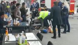 Cazul bătrânului din Piteşti care a murit asfixiat sub genunchiul poliţistului. Agenţii reţinuţi invocă "procedurile învechite"